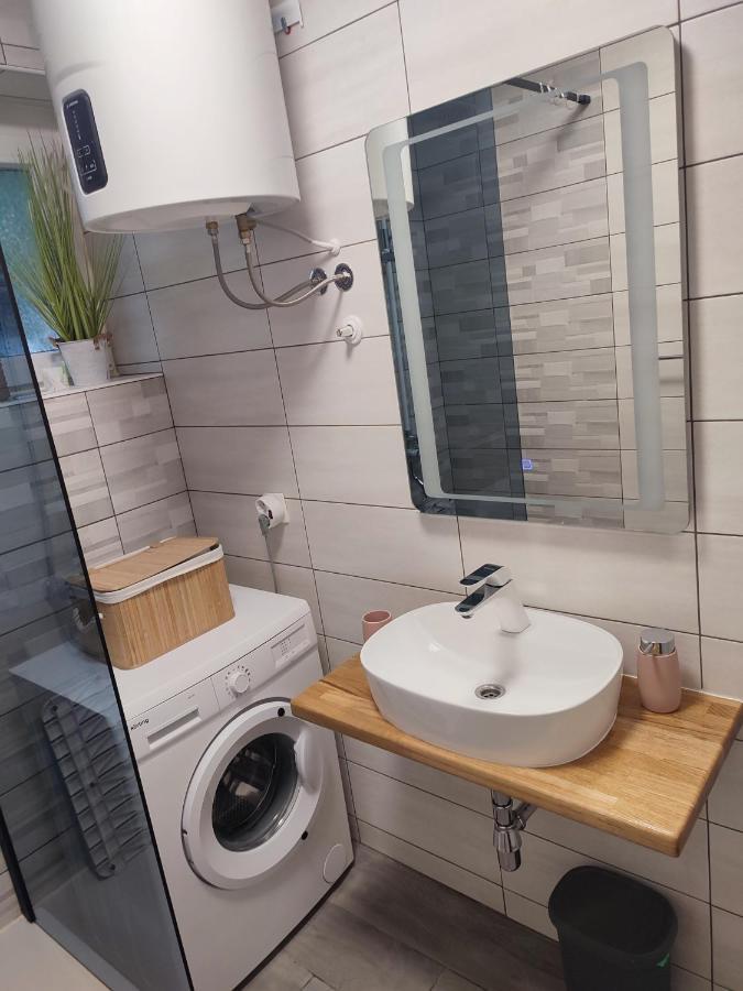 Apartman Levi Pula Exterior photo
