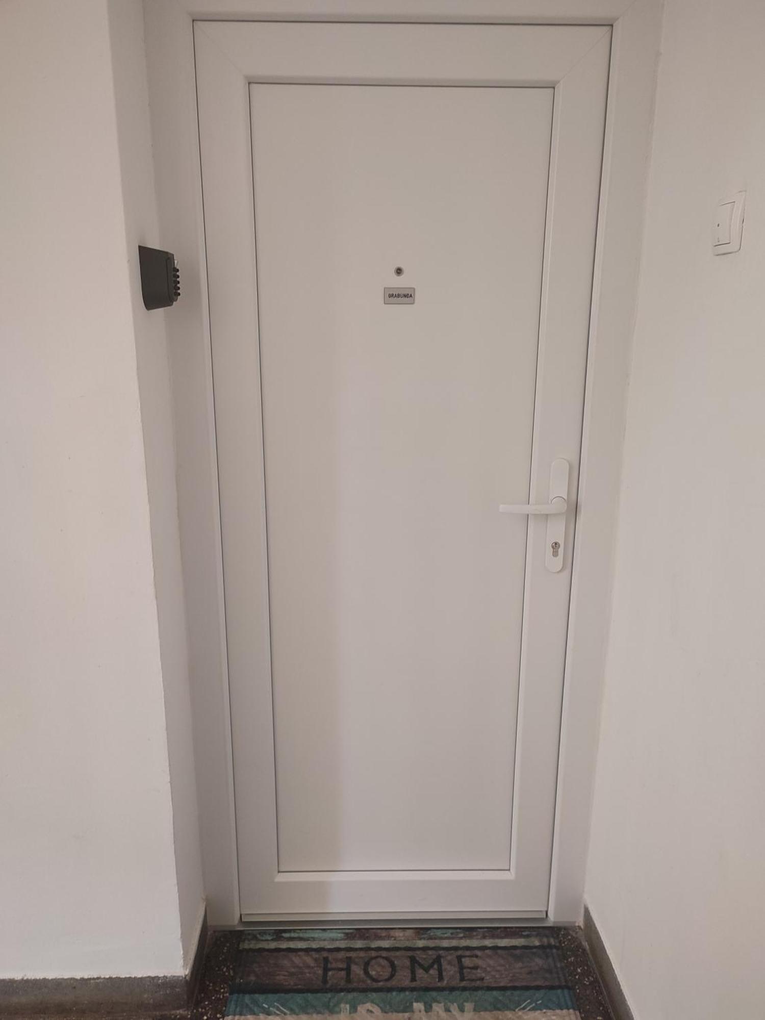 Apartman Levi Pula Exterior photo